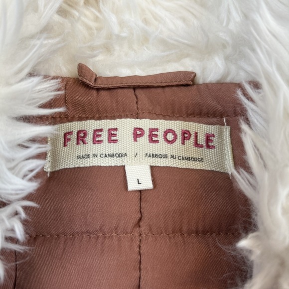 NWT Free People Puffer Jacket Crafted Floral Faux Fur Collar Bomber Sz Large - Picture 7 of 12